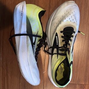 Brooks Hyperion 2s